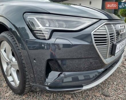 Серый Ауди E-Tron, объемом двигателя 0 л и пробегом 203 тыс. км за 19500 $, фото 14 на Automoto.ua