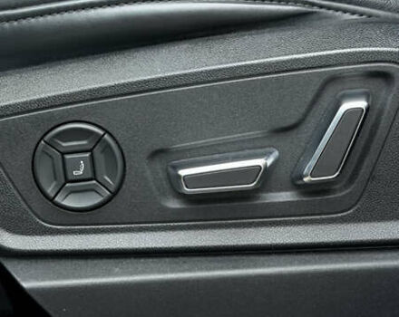 Сірий Ауді E-Tron, об'ємом двигуна 0 л та пробігом 75 тис. км за 34300 $, фото 33 на Automoto.ua