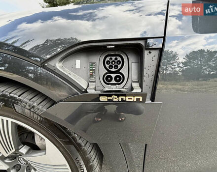 Серый Ауди E-Tron, объемом двигателя 0 л и пробегом 126 тыс. км за 29200 $, фото 9 на Automoto.ua