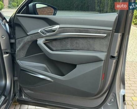 Ауді E-Tron 2019 у Рівному на Automoto.ua Сірий Ауді E-Tron, об'ємом двигуна 0 л та пробігом 139 тис. км за 26900 $, фото 52 на Automoto.ua