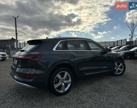 Серый Ауди E-Tron, объемом двигателя 0 л и пробегом 162 тыс. км за 20850 $, фото 54 на Automoto.ua