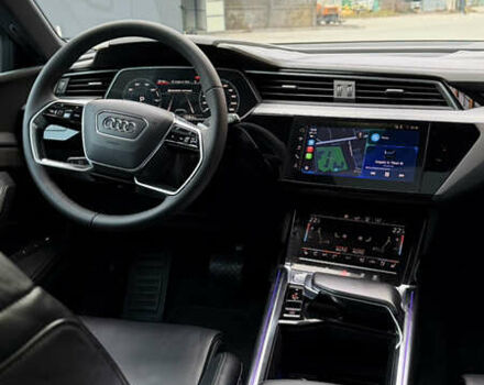 Сірий Ауді E-Tron, об'ємом двигуна 0 л та пробігом 75 тис. км за 34300 $, фото 40 на Automoto.ua