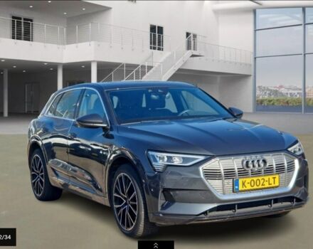 Серый Ауди E-Tron, объемом двигателя 0 л и пробегом 92 тыс. км за 28000 $, фото 1 на Automoto.ua