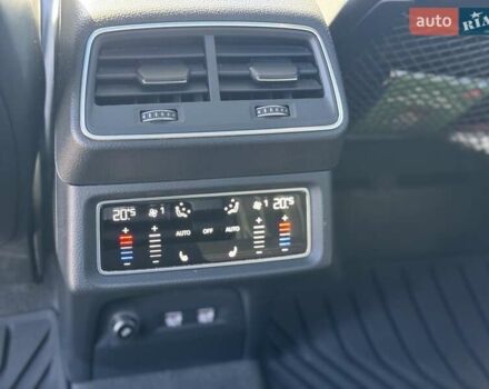 Серый Ауди E-Tron, объемом двигателя 0 л и пробегом 68 тыс. км за 31500 $, фото 27 на Automoto.ua