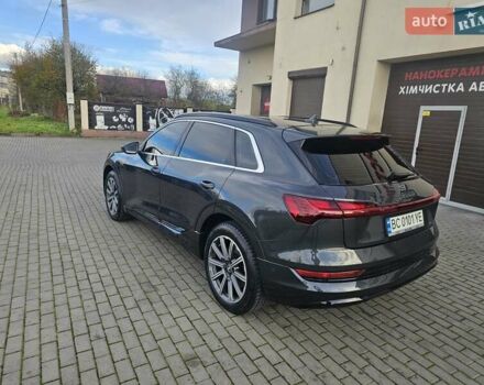 Сірий Ауді E-Tron, об'ємом двигуна 0 л та пробігом 128 тис. км за 24900 $, фото 24 на Automoto.ua