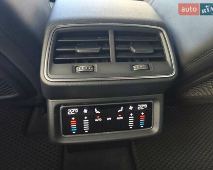 Сірий Ауді E-Tron, об'ємом двигуна 0 л та пробігом 128 тис. км за 29500 $, фото 12 на Automoto.ua