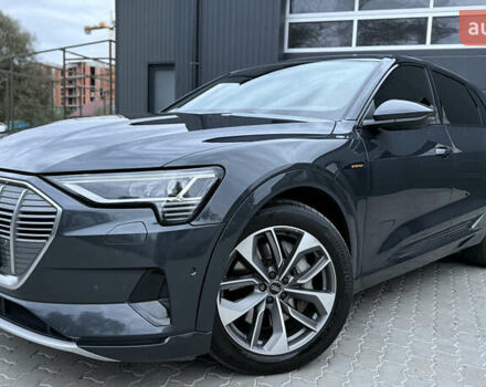 Сірий Ауді E-Tron, об'ємом двигуна 0 л та пробігом 190 тис. км за 26900 $, фото 2 на Automoto.ua