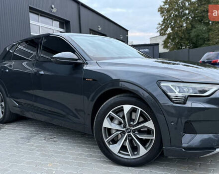Сірий Ауді E-Tron, об'ємом двигуна 0 л та пробігом 190 тис. км за 26900 $, фото 9 на Automoto.ua