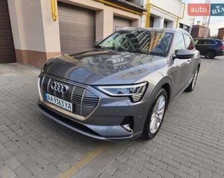 Сірий Ауді E-Tron, об'ємом двигуна 0 л та пробігом 128 тис. км за 29500 $, фото 2 на Automoto.ua
