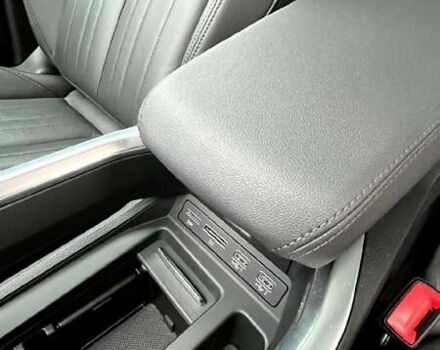 Серый Ауди E-Tron, объемом двигателя 0 л и пробегом 122 тыс. км за 27500 $, фото 24 на Automoto.ua