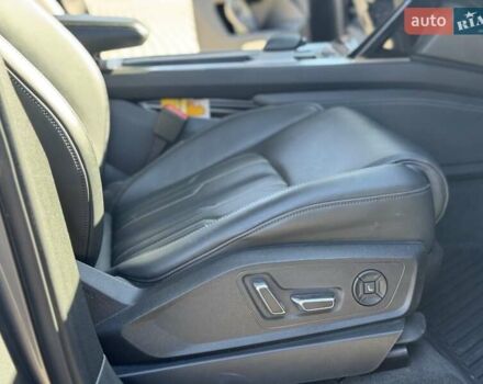 Серый Ауди E-Tron, объемом двигателя 0 л и пробегом 68 тыс. км за 31500 $, фото 26 на Automoto.ua