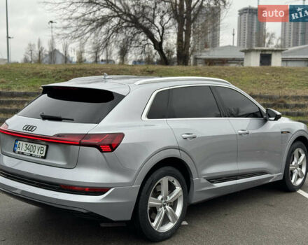 Сірий Ауді E-Tron, об'ємом двигуна 0 л та пробігом 69 тис. км за 32500 $, фото 10 на Automoto.ua