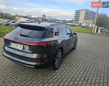 Сірий Ауді E-Tron, об'ємом двигуна 0 л та пробігом 128 тис. км за 24900 $, фото 23 на Automoto.ua