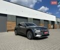 Сірий Ауді E-Tron, об'ємом двигуна 0 л та пробігом 107 тис. км за 24300 $, фото 1 на Automoto.ua