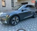 Серый Ауди E-Tron, объемом двигателя 0 л и пробегом 35 тыс. км за 53900 $, фото 4 на Automoto.ua