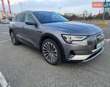 Серый Ауди E-Tron, объемом двигателя 0 л и пробегом 120 тыс. км за 31999 $, фото 2 на Automoto.ua