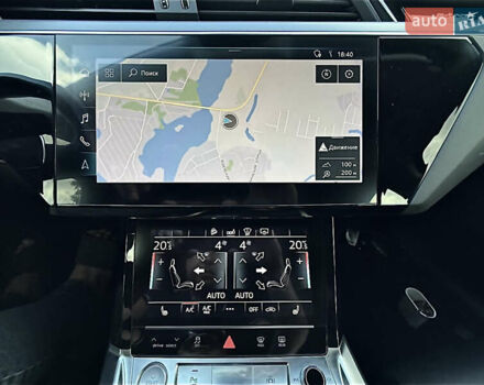 Серый Ауди E-Tron, объемом двигателя 0 л и пробегом 126 тыс. км за 29200 $, фото 15 на Automoto.ua