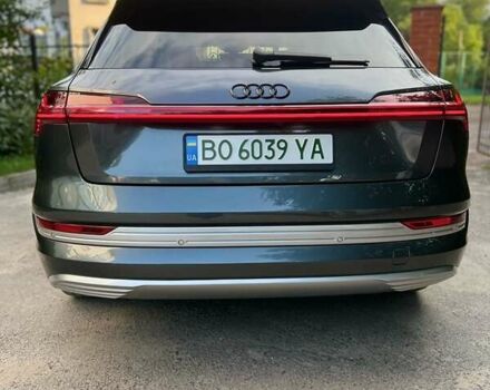 Серый Ауди E-Tron, объемом двигателя 0 л и пробегом 159 тыс. км за 25800 $, фото 14 на Automoto.ua