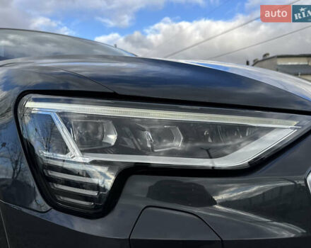 Серый Ауди E-Tron, объемом двигателя 0 л и пробегом 162 тыс. км за 20850 $, фото 9 на Automoto.ua