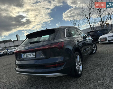 Серый Ауди E-Tron, объемом двигателя 0 л и пробегом 162 тыс. км за 20850 $, фото 59 на Automoto.ua