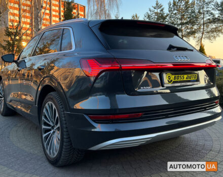 Серый Ауди E-Tron, объемом двигателя 95 л и пробегом 94 тыс. км за 34800 $, фото 4 на Automoto.ua