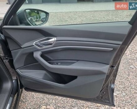 Серый Ауди E-Tron, объемом двигателя 0 л и пробегом 203 тыс. км за 19500 $, фото 29 на Automoto.ua
