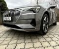 Серый Ауди E-Tron, объемом двигателя 0 л и пробегом 122 тыс. км за 27500 $, фото 8 на Automoto.ua