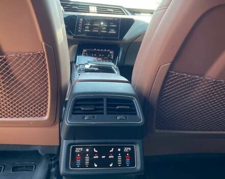 Серый Ауди E-Tron, объемом двигателя 0 л и пробегом 97 тыс. км за 34500 $, фото 8 на Automoto.ua