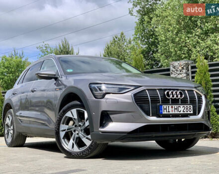 Серый Ауди E-Tron, объемом двигателя 0 л и пробегом 160 тыс. км за 27700 $, фото 1 на Automoto.ua