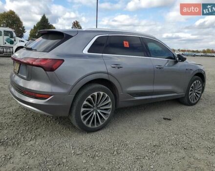 Серый Ауди E-Tron, объемом двигателя 0 л и пробегом 75 тыс. км за 9000 $, фото 3 на Automoto.ua