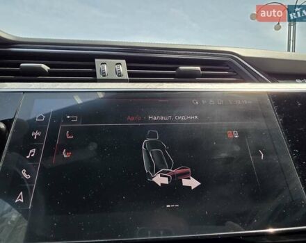 Сірий Ауді E-Tron, об'ємом двигуна 0 л та пробігом 99 тис. км за 30990 $, фото 28 на Automoto.ua