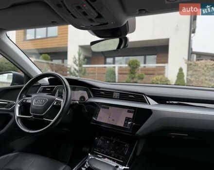 Серый Ауди E-Tron, объемом двигателя 0 л и пробегом 116 тыс. км за 25900 $, фото 30 на Automoto.ua