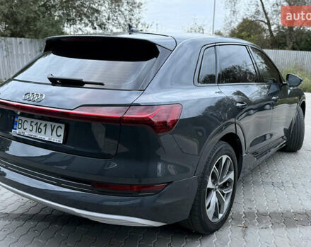 Сірий Ауді E-Tron, об'ємом двигуна 0 л та пробігом 190 тис. км за 26900 $, фото 14 на Automoto.ua