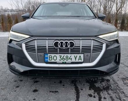 Сірий Ауді E-Tron, об'ємом двигуна 0 л та пробігом 98 тис. км за 30000 $, фото 2 на Automoto.ua