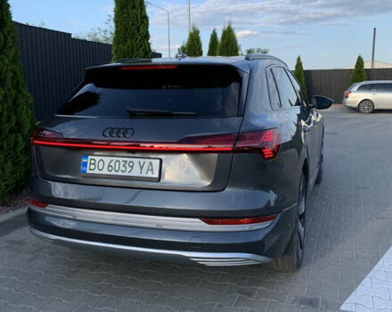 Серый Ауди E-Tron, объемом двигателя 0 л и пробегом 149 тыс. км за 27500 $, фото 9 на Automoto.ua