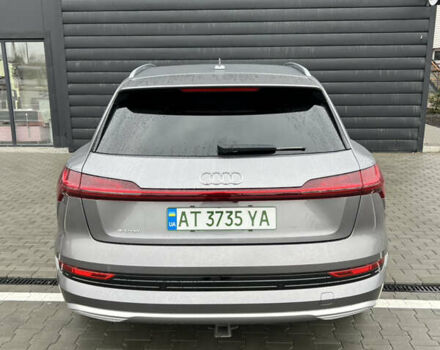 Ауди E-Tron 2019 в Снятине на Automoto.ua Серый Ауди E-Tron, объемом двигателя 0 л и пробегом 95 тыс. км за 28100 $, фото 13 на Automoto.ua