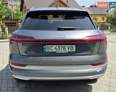 Сірий Ауді E-Tron, об'ємом двигуна 0 л та пробігом 99 тис. км за 30990 $, фото 1 на Automoto.ua