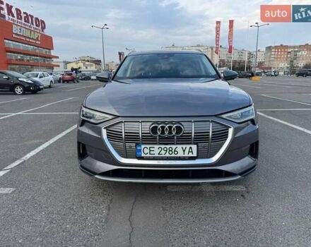 Серый Ауди E-Tron, объемом двигателя 0 л и пробегом 120 тыс. км за 31999 $, фото 1 на Automoto.ua