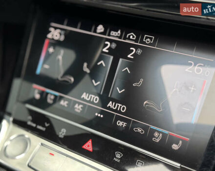 Сірий Ауді E-Tron, об'ємом двигуна 0 л та пробігом 69 тис. км за 32500 $, фото 27 на Automoto.ua