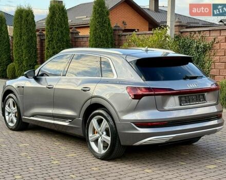 Ауді E-Tron 2019 у Рівному на Automoto.ua Сірий Ауді E-Tron, об'ємом двигуна 0 л та пробігом 139 тис. км за 26900 $, фото 23 на Automoto.ua