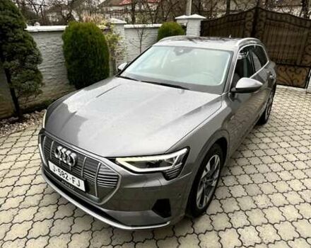 Серый Ауди E-Tron, объемом двигателя 0 л и пробегом 122 тыс. км за 27500 $, фото 9 на Automoto.ua