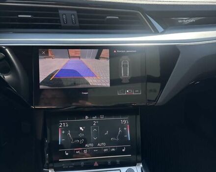 Сірий Ауді E-Tron, об'ємом двигуна 0 л та пробігом 107 тис. км за 24300 $, фото 15 на Automoto.ua