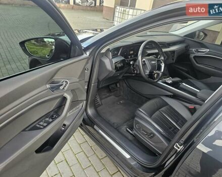 Сірий Ауді E-Tron, об'ємом двигуна 0 л та пробігом 128 тис. км за 24900 $, фото 9 на Automoto.ua