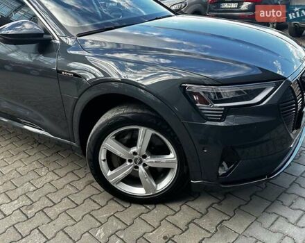 Сірий Ауді E-Tron, об'ємом двигуна 0 л та пробігом 52 тис. км за 35000 $, фото 8 на Automoto.ua
