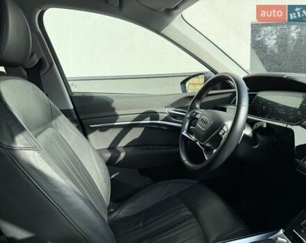 Сірий Ауді E-Tron, об'ємом двигуна 0 л та пробігом 84 тис. км за 26999 $, фото 19 на Automoto.ua