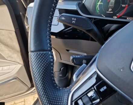 Серый Ауди E-Tron, объемом двигателя 0 л и пробегом 92 тыс. км за 28000 $, фото 8 на Automoto.ua