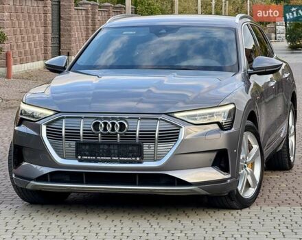 Ауді E-Tron 2019 у Рівному на Automoto.ua Сірий Ауді E-Tron, об'ємом двигуна 0 л та пробігом 139 тис. км за 26900 $, фото 64 на Automoto.ua