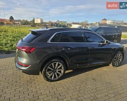 Сірий Ауді E-Tron, об'ємом двигуна 0 л та пробігом 128 тис. км за 24900 $, фото 2 на Automoto.ua