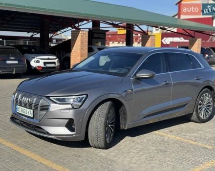 Серый Ауди E-Tron, объемом двигателя 0 л и пробегом 68 тыс. км за 31500 $, фото 3 на Automoto.ua