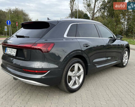 Сірий Ауді E-Tron, об'ємом двигуна 0 л та пробігом 42 тис. км за 34500 $, фото 4 на Automoto.ua